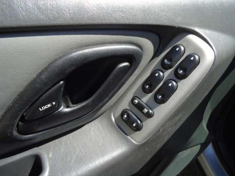 Ford Escape 2006 photo 1