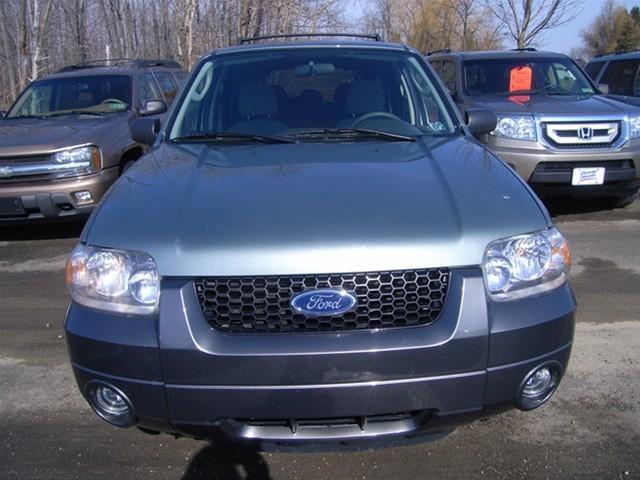 Ford Escape 2006 photo 1
