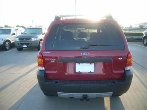 Ford Escape 2006 photo 1