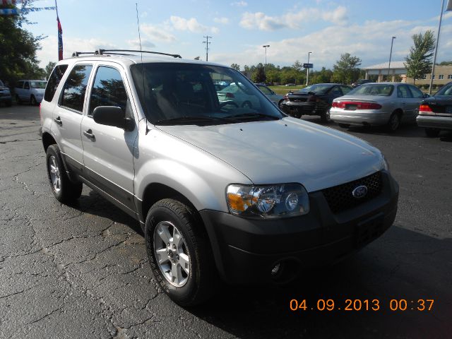 Ford Escape 2006 photo 1
