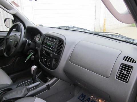 Ford Escape 2006 photo 3