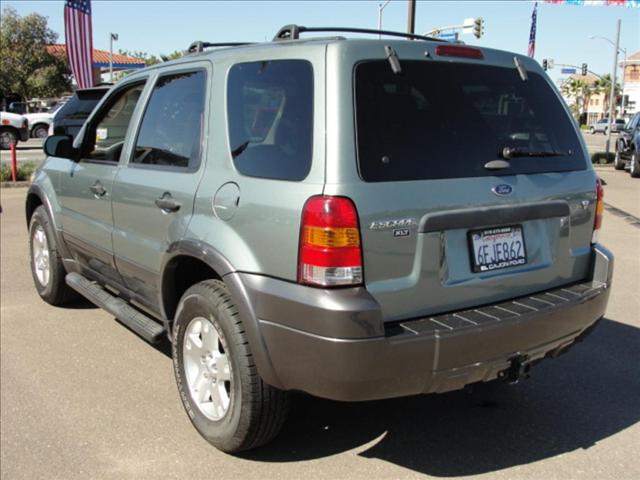 Ford Escape 2006 photo 2