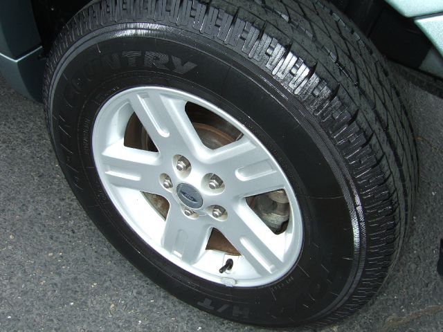 Ford Escape 2006 photo 20