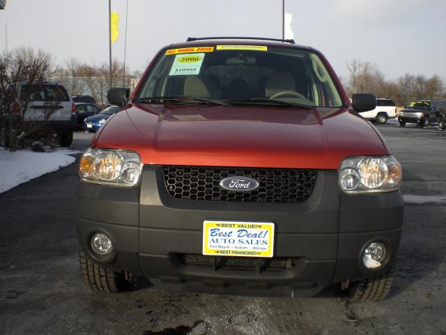 Ford Escape 2006 photo 2