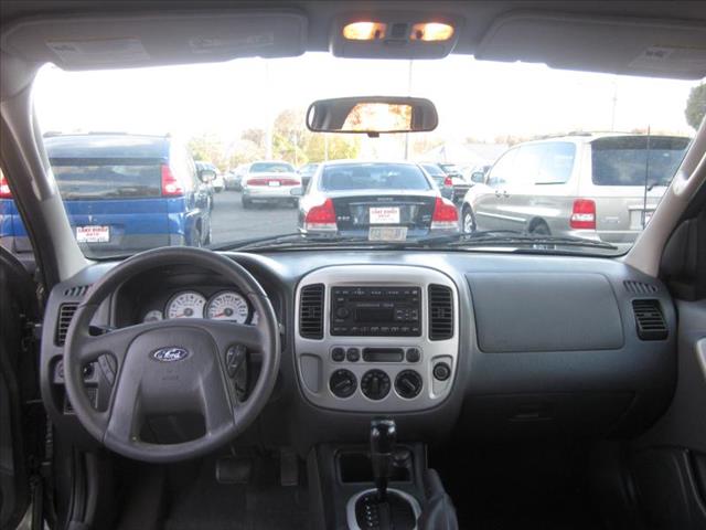 Ford Escape 2006 photo 3