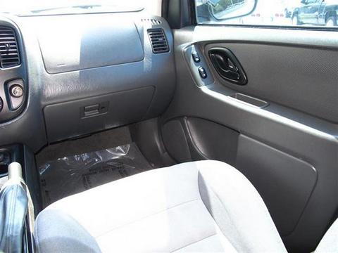 Ford Escape 2006 photo 1