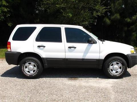 Ford Escape 2006 photo 2