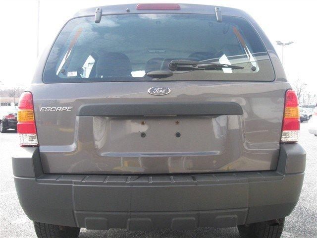 Ford Escape 2006 photo 3