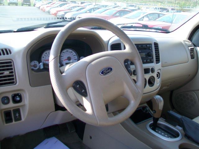 Ford Escape ESi Sport Utility