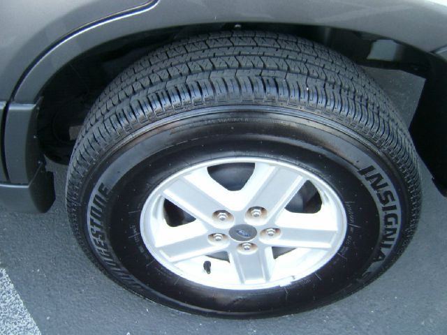 Ford Escape 2006 photo 3