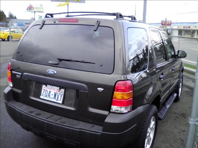 Ford Escape 2006 photo 1