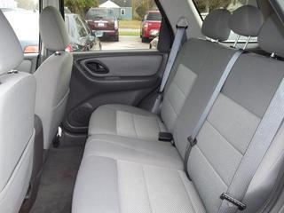 Ford Escape 2006 photo 2
