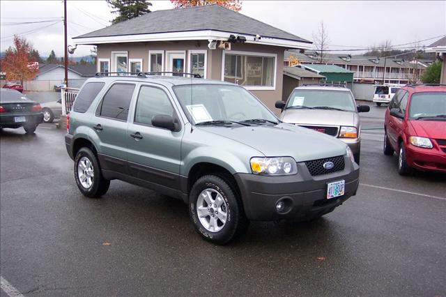 Ford Escape ESi Sport Utility