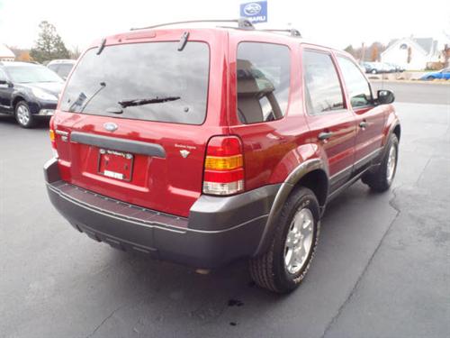 Ford Escape 2006 photo 1