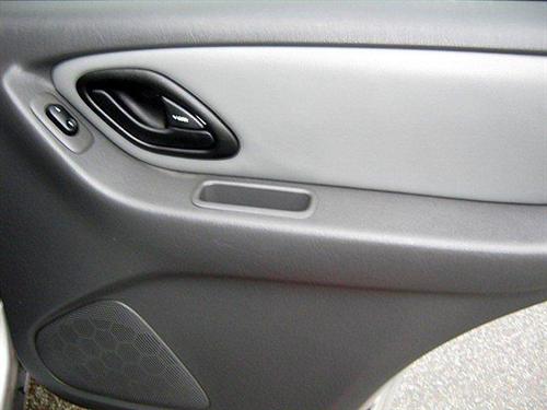 Ford Escape 2006 photo 1