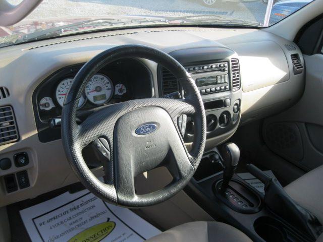 Ford Escape 2006 photo 3