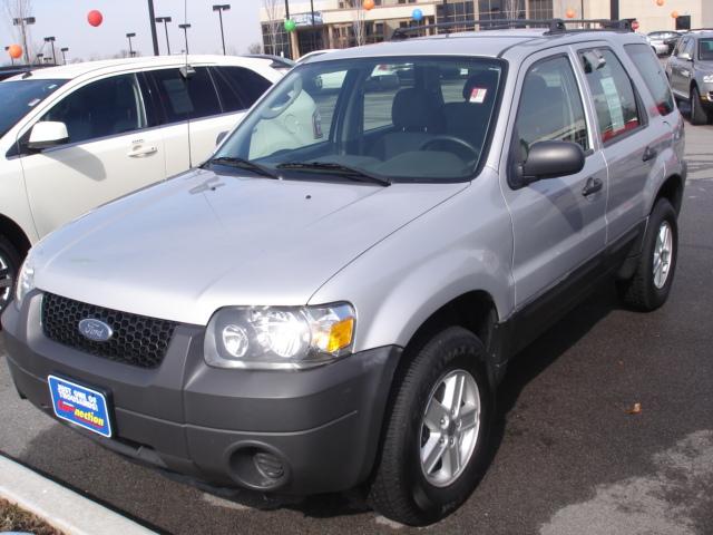 Ford Escape XLS Sport Utility