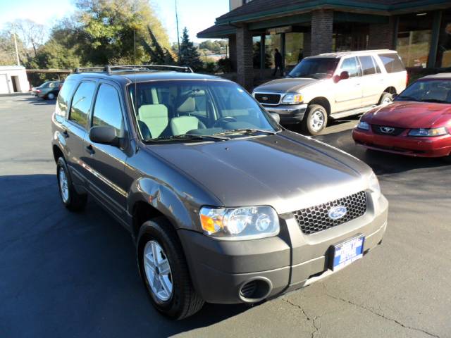 Ford Escape XLS Sport Utility