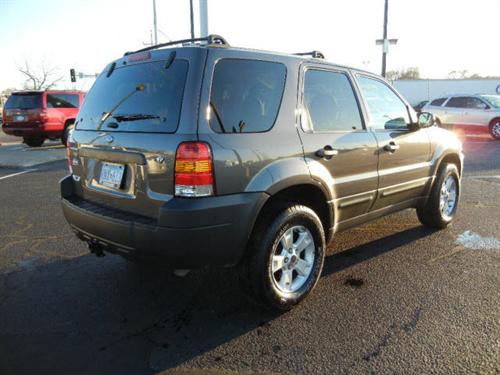 Ford Escape 2006 photo 1