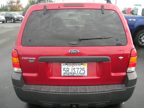 Ford Escape 2006 photo 2