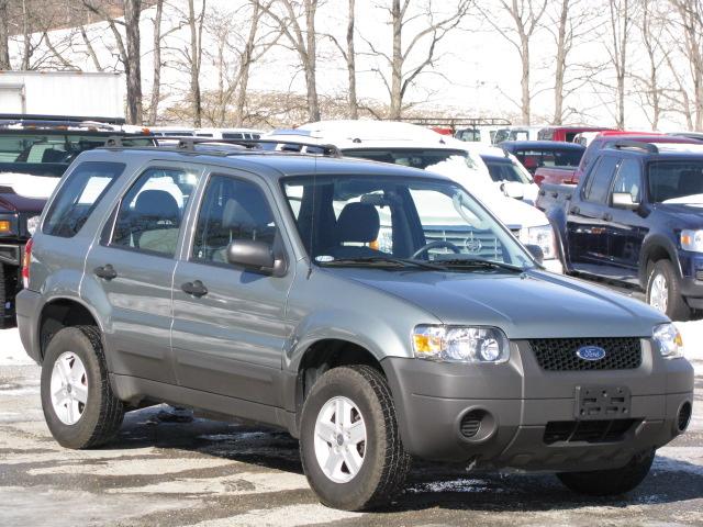 Ford Escape XLS Sport Utility