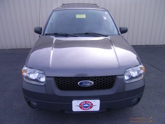 Ford Escape 2006 photo 2