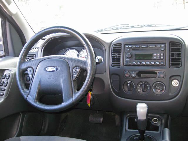 Ford Escape 2006 photo 1