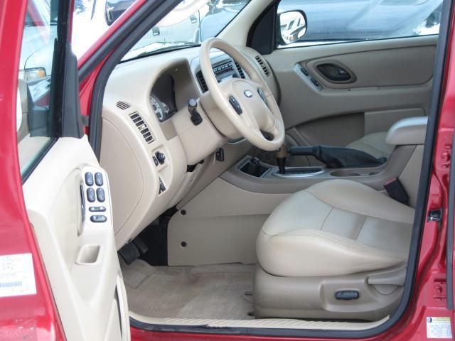 Ford Escape 2006 photo 2