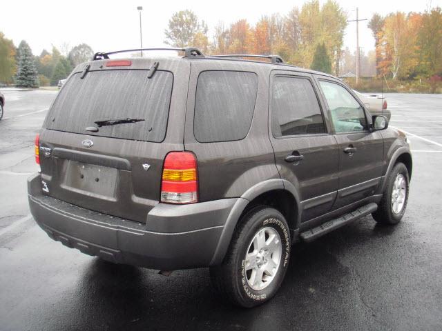 Ford Escape 2006 photo 1