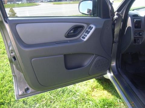 Ford Escape 2006 photo 1
