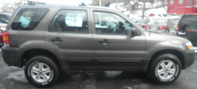Ford Escape 2006 photo 3