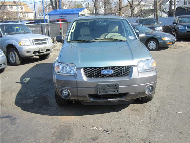 Ford Escape 2006 photo 2