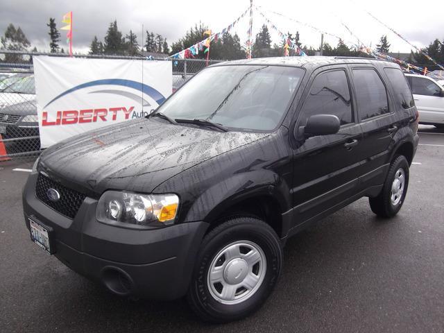 Ford Escape XLS Sport Utility