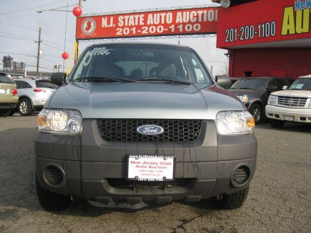 Ford Escape 2006 photo 2