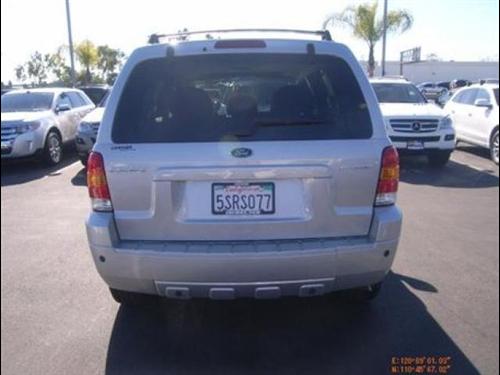 Ford Escape 2006 photo 2