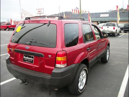 Ford Escape 2006 photo 3