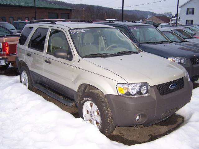 Ford Escape ESi Sport Utility