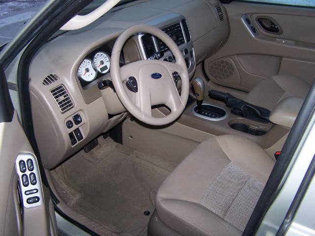 Ford Escape 2006 photo 3