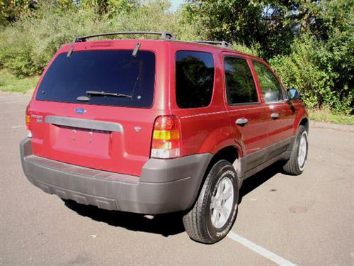 Ford Escape 2006 photo 1