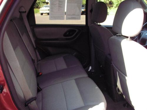 Ford Escape 2006 photo 3