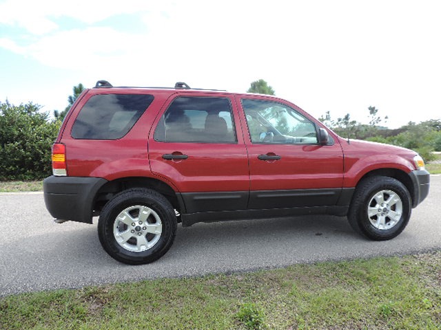 Ford Escape 2006 photo 3