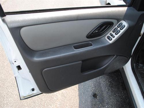 Ford Escape 2006 photo 3