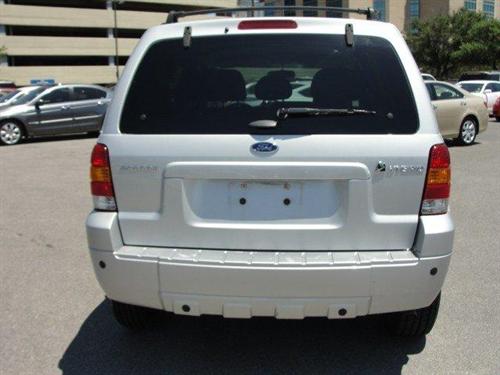 Ford Escape 2006 photo 1