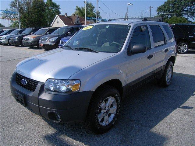 Ford Escape ESi Sport Utility