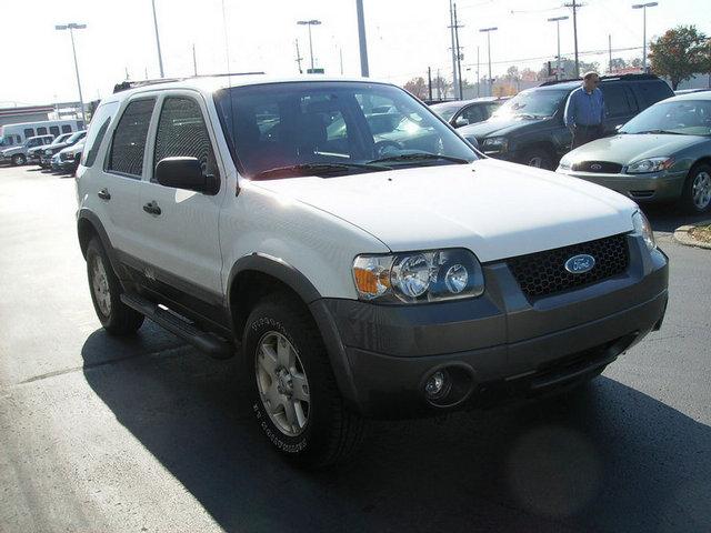Ford Escape 2006 photo 1
