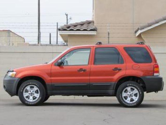 Ford Escape 2006 photo 1