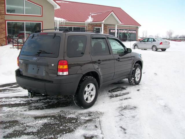 Ford Escape 2006 photo 2