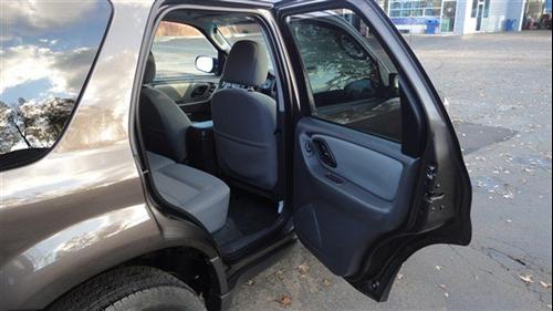 Ford Escape 2006 photo 4
