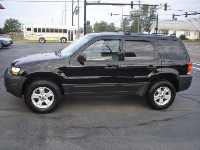 Ford Escape 2006 photo 1