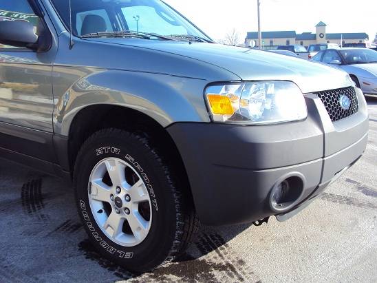 Ford Escape 2006 photo 2
